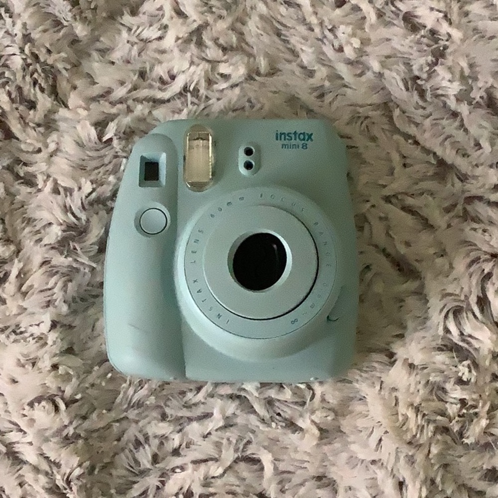 Blue Polaroid Camera! - Picture 3 of 3